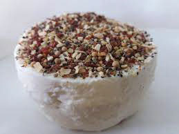 fromage de chèvre frais et bio parfumé au poivre